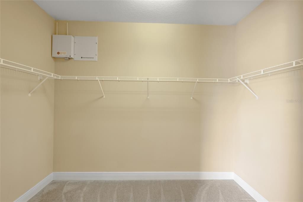 待售: $549,999 (3 贝兹, 2 浴室, 2392 平方英尺)