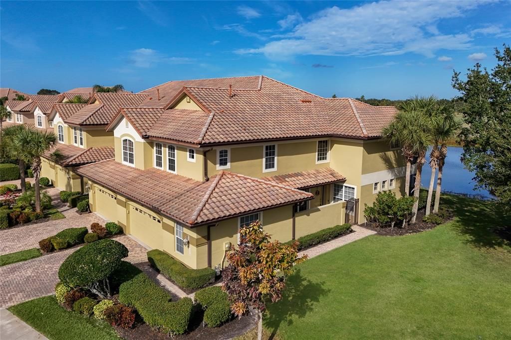 待售: $549,999 (3 贝兹, 2 浴室, 2392 平方英尺)