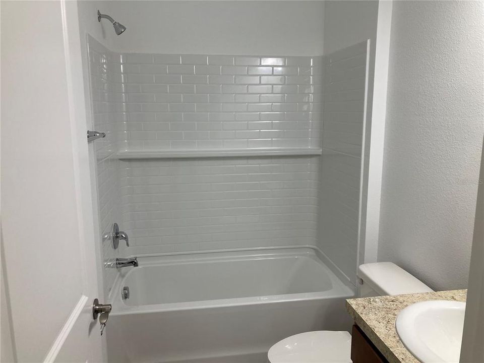 En Venta: $409,900 (2 camas, 2 baños, 1456 Pies cuadrados)