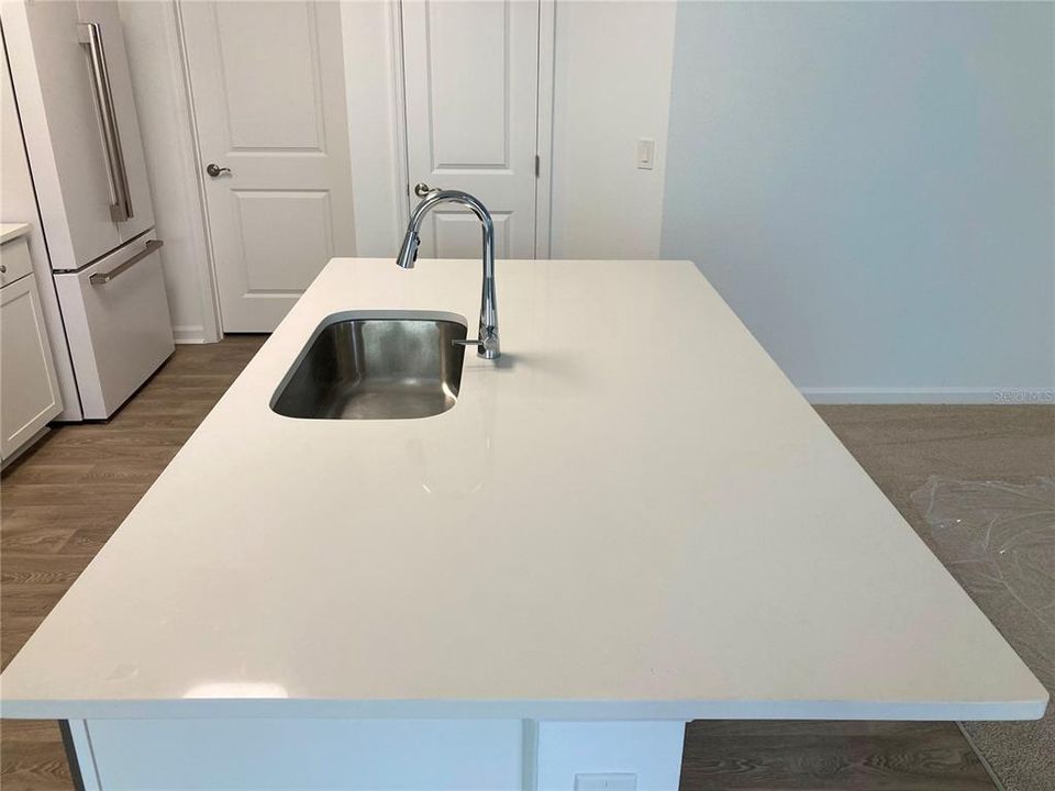 En Venta: $409,900 (2 camas, 2 baños, 1456 Pies cuadrados)