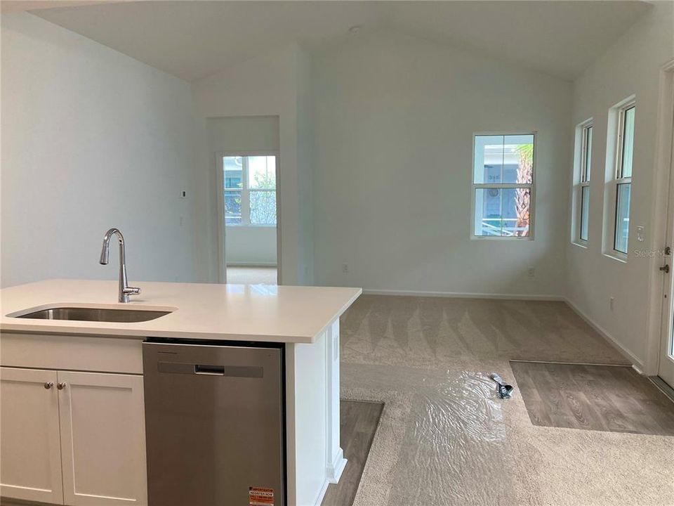 En Venta: $409,900 (2 camas, 2 baños, 1456 Pies cuadrados)