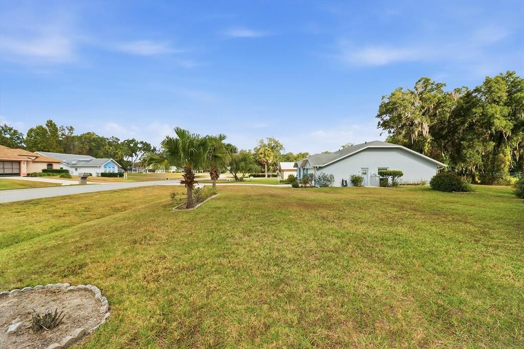 For Sale: $239,900 (2 beds, 2 baths, 1396 Square Feet)