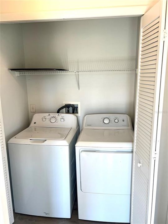 待售: $590,000 (2 贝兹, 2 浴室, 1060 平方英尺)