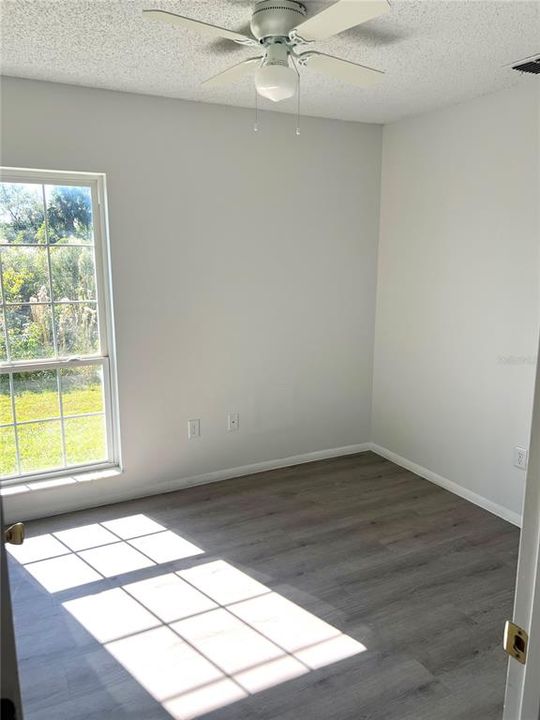 待售: $590,000 (2 贝兹, 2 浴室, 1060 平方英尺)