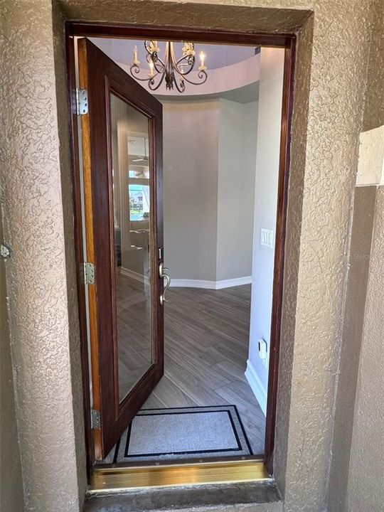 For Rent: $4,675 (3 beds, 2 baths, 2081 Square Feet)