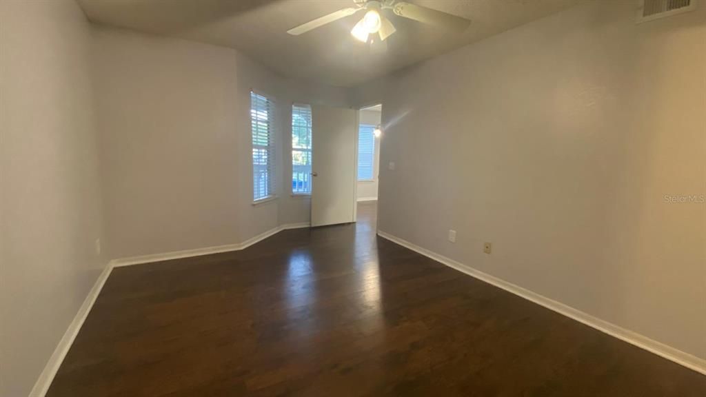 出租: $1,750 (2 贝兹, 2 浴室, 836 平方英尺)