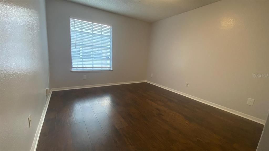 出租: $1,750 (2 贝兹, 2 浴室, 836 平方英尺)