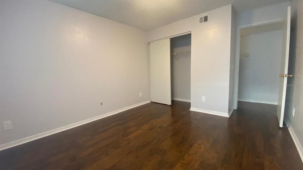 出租: $1,750 (2 贝兹, 2 浴室, 836 平方英尺)