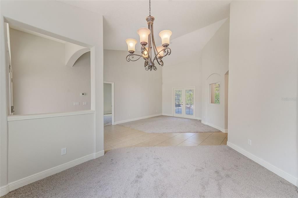 En Venta: $514,900 (4 camas, 3 baños, 2258 Pies cuadrados)