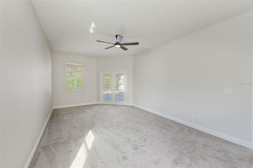 En Venta: $514,900 (4 camas, 3 baños, 2258 Pies cuadrados)