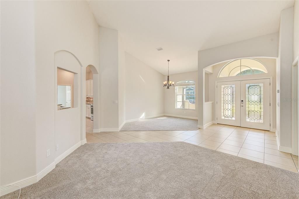 En Venta: $514,900 (4 camas, 3 baños, 2258 Pies cuadrados)