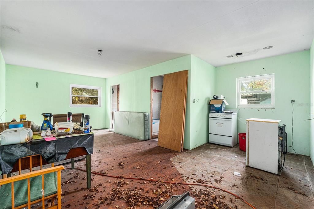 En Venta: $199,000 (4 camas, 3 baños, 1284 Pies cuadrados)