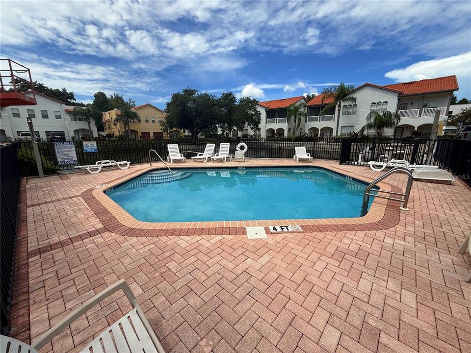 For Rent: $3,950 (3 beds, 2 baths, 2022 Square Feet)