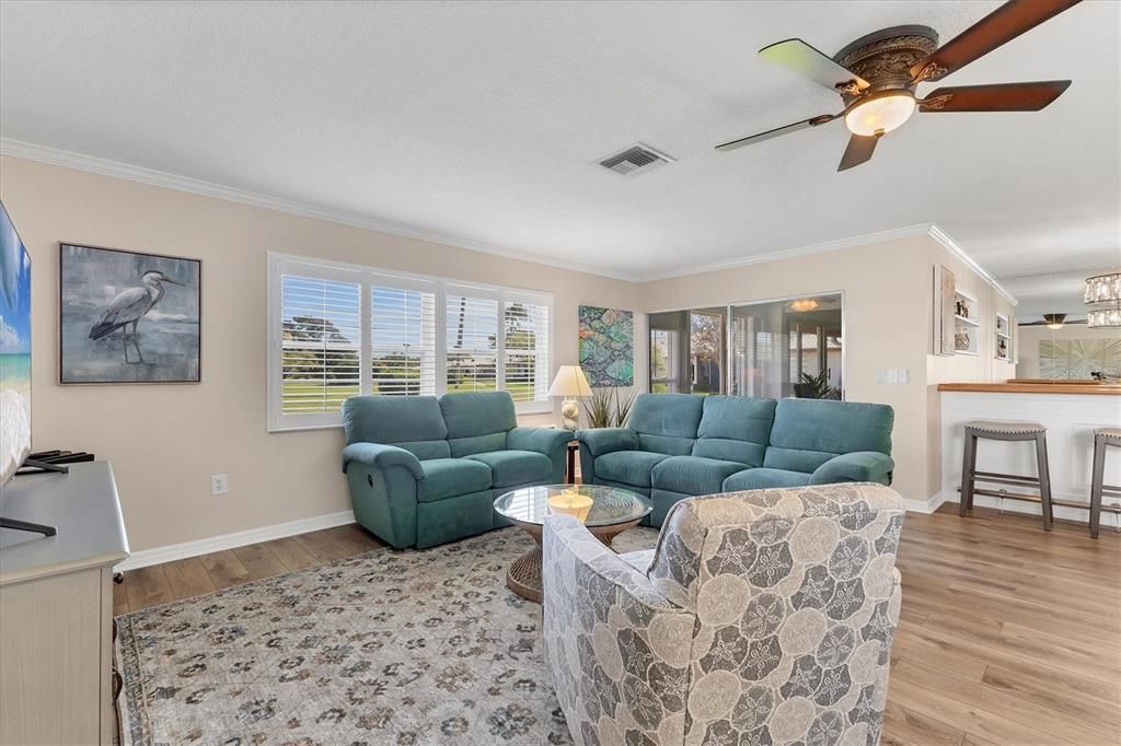 For Sale: $392,500 (2 beds, 2 baths, 2154 Square Feet)