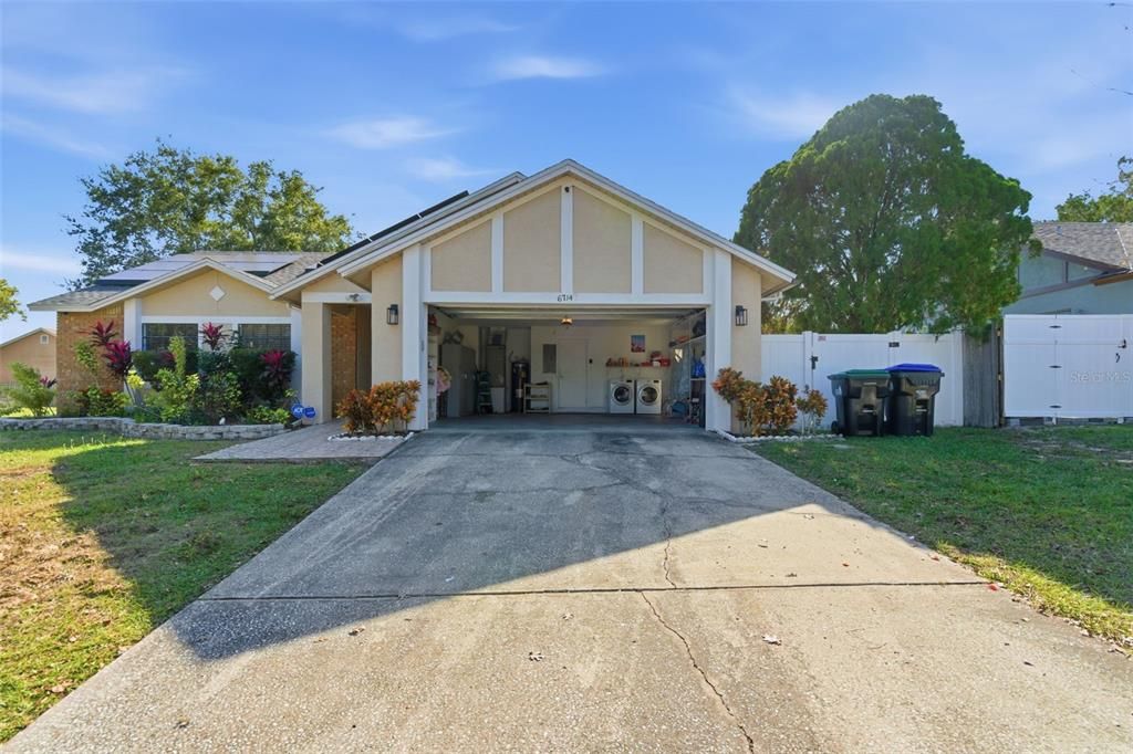 For Rent: $2,200 (3 beds, 2 baths, 1635 Square Feet)