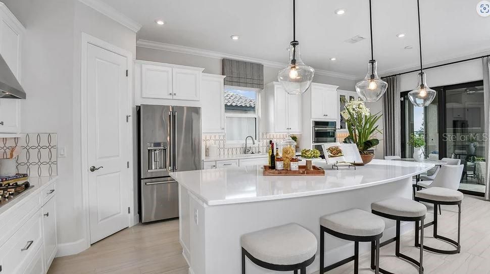 На продажу: $651,999 (3 спален, 3 ванн, 2305 Квадратных фут)