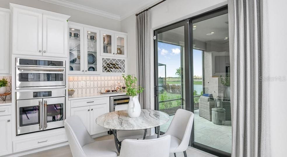 На продажу: $651,999 (3 спален, 3 ванн, 2305 Квадратных фут)