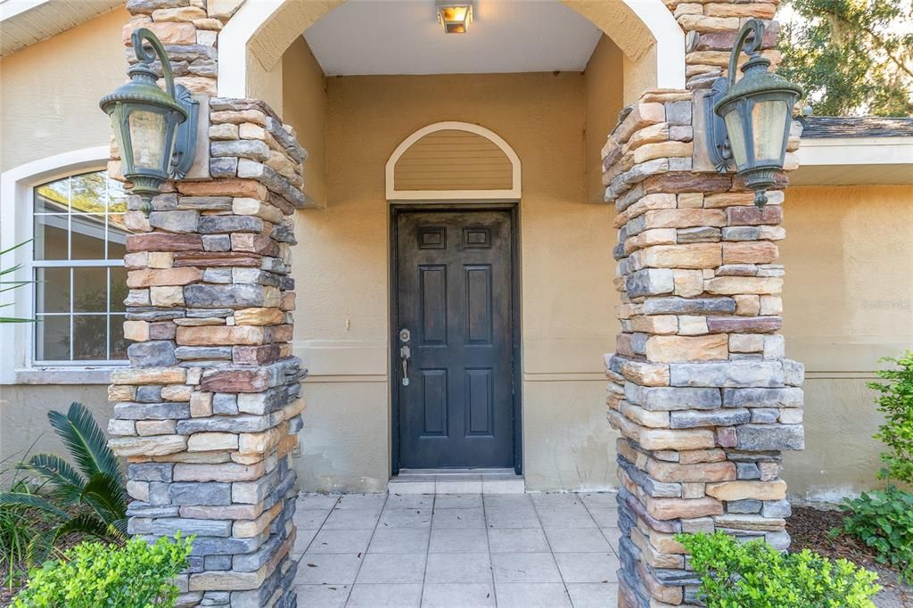 For Sale: $1,299,000 (3 beds, 2 baths, 1877 Square Feet)