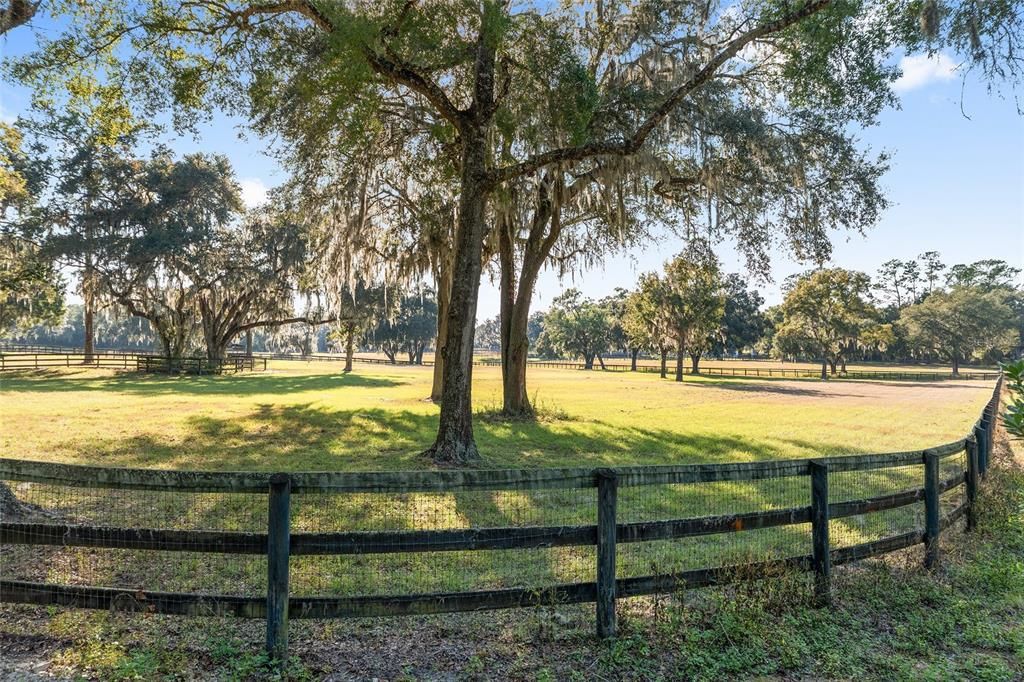 For Sale: $1,299,000 (3 beds, 2 baths, 1877 Square Feet)