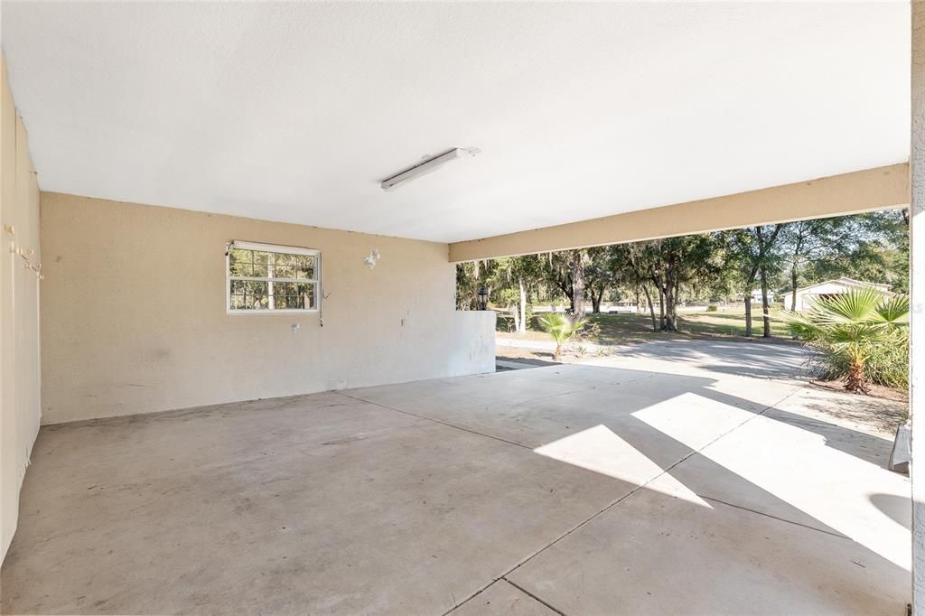 For Sale: $1,299,000 (3 beds, 2 baths, 1877 Square Feet)