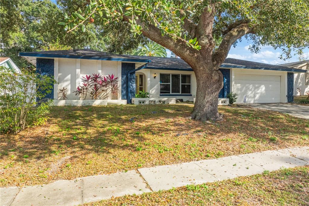 For Sale: $469,995 (4 beds, 2 baths, 1871 Square Feet)