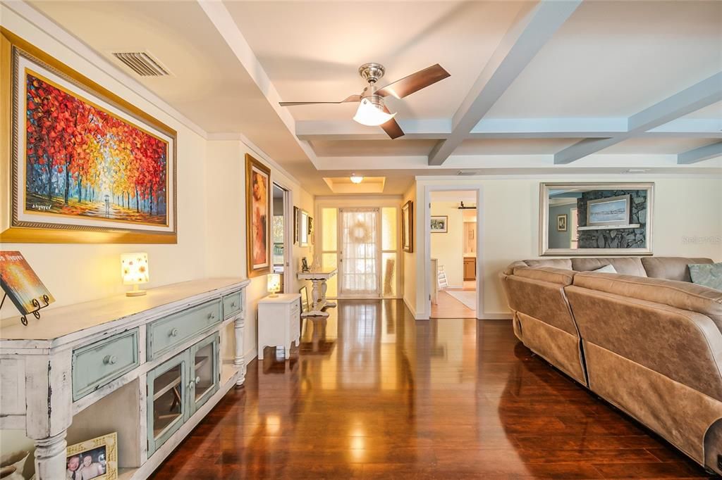 For Sale: $469,995 (4 beds, 2 baths, 1871 Square Feet)