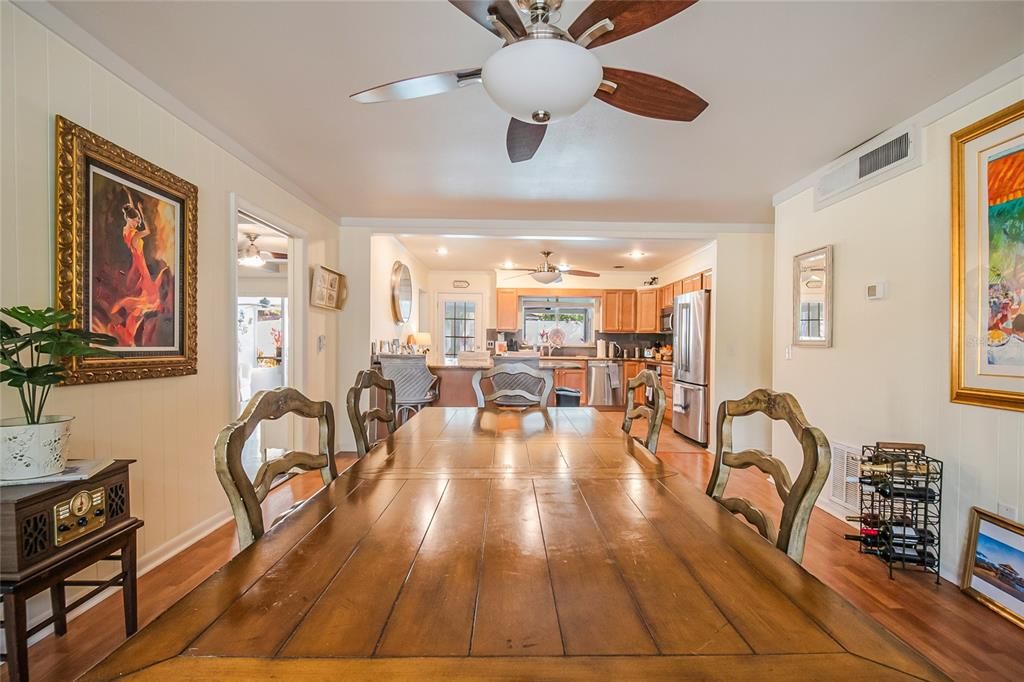 For Sale: $469,995 (4 beds, 2 baths, 1871 Square Feet)