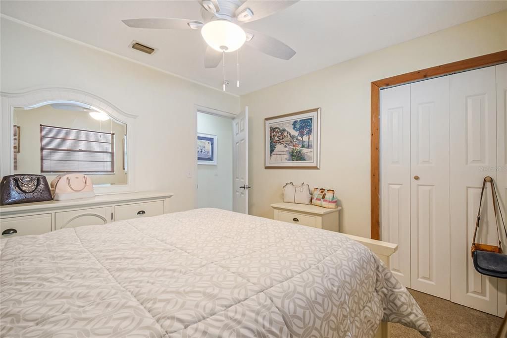 For Sale: $469,995 (4 beds, 2 baths, 1871 Square Feet)