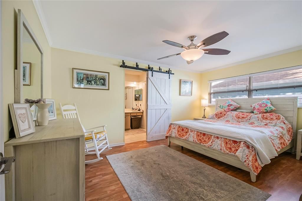 For Sale: $469,995 (4 beds, 2 baths, 1871 Square Feet)