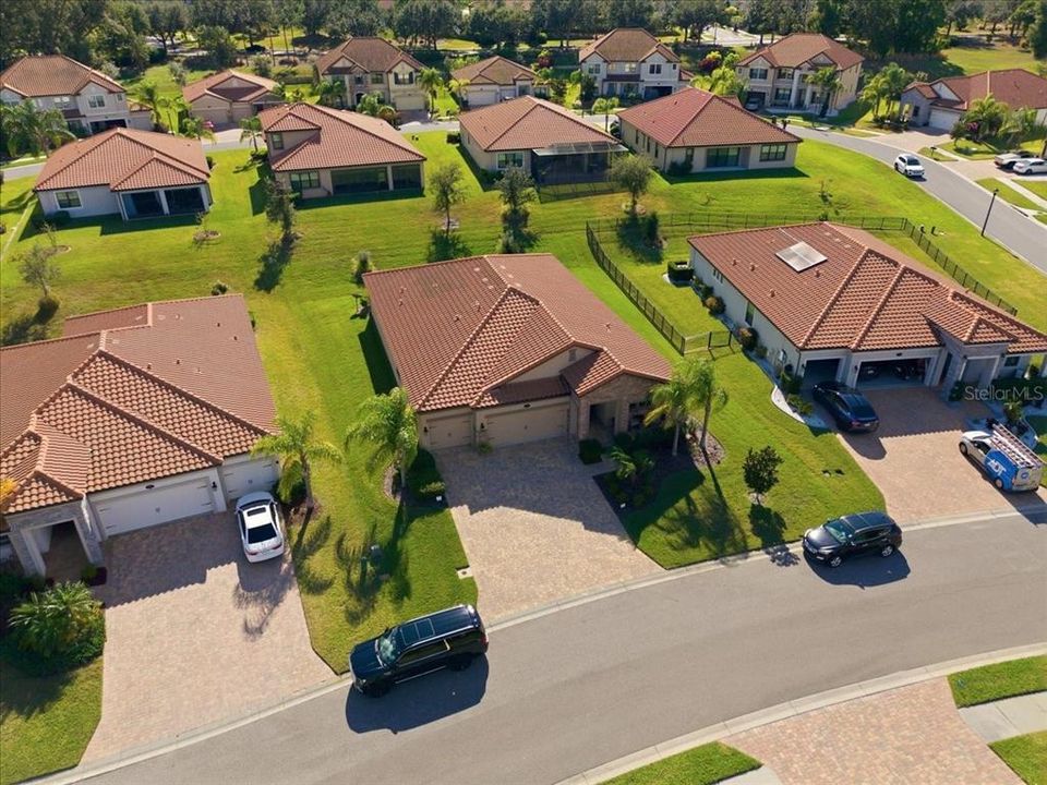 En Venta: $635,000 (4 camas, 3 baños, 2546 Pies cuadrados)