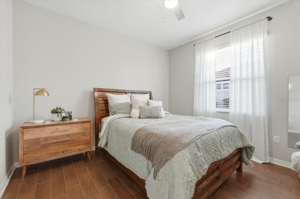 En Venta: $635,000 (4 camas, 3 baños, 2546 Pies cuadrados)