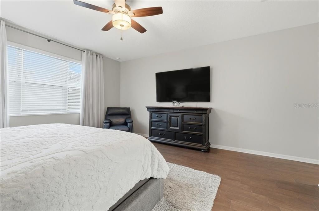 En Venta: $635,000 (4 camas, 3 baños, 2546 Pies cuadrados)