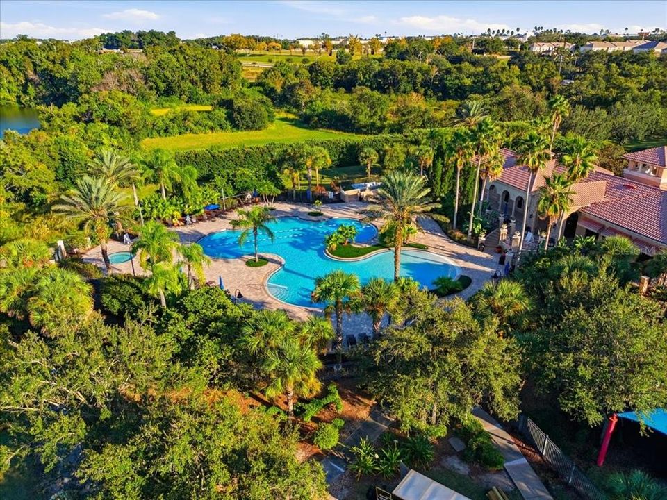 En Venta: $635,000 (4 camas, 3 baños, 2546 Pies cuadrados)