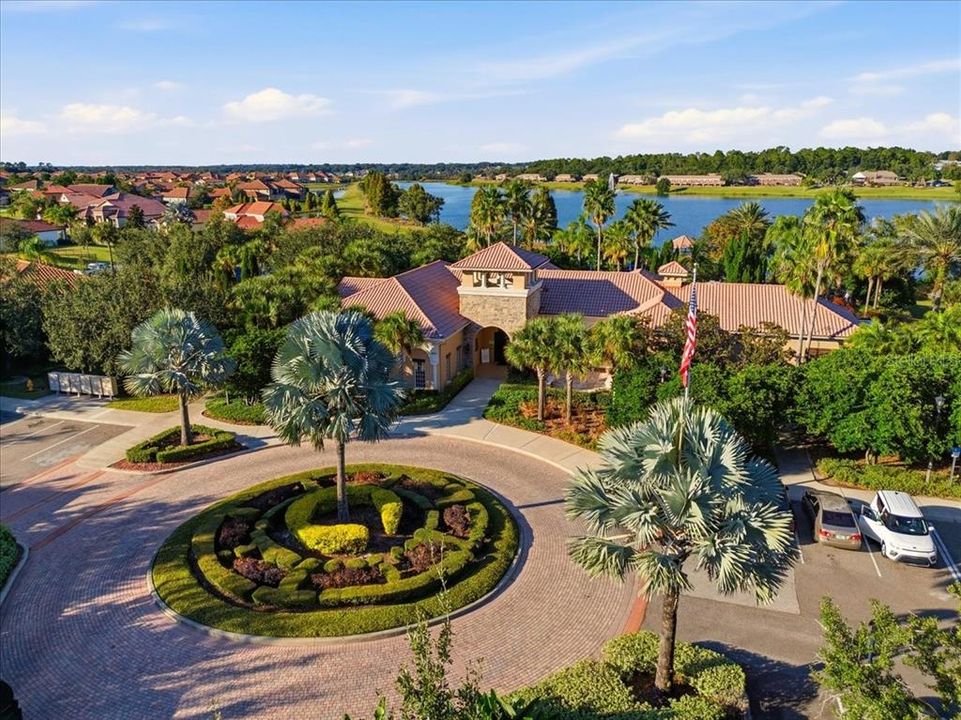 En Venta: $635,000 (4 camas, 3 baños, 2546 Pies cuadrados)