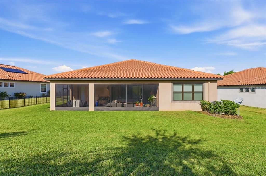 En Venta: $635,000 (4 camas, 3 baños, 2546 Pies cuadrados)