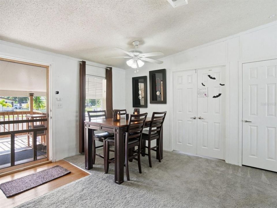 En Venta: $229,900 (2 camas, 2 baños, 1404 Pies cuadrados)