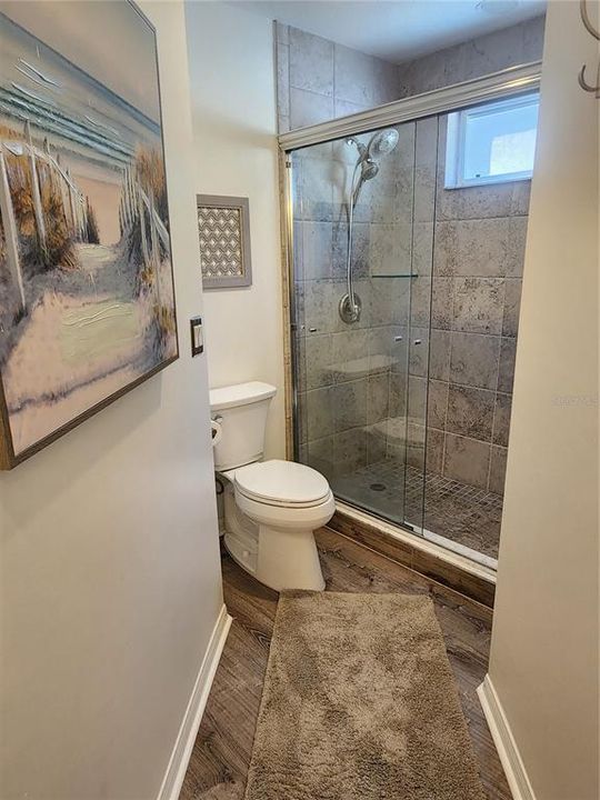 For Rent: $2,400 (2 beds, 2 baths, 1346 Square Feet)