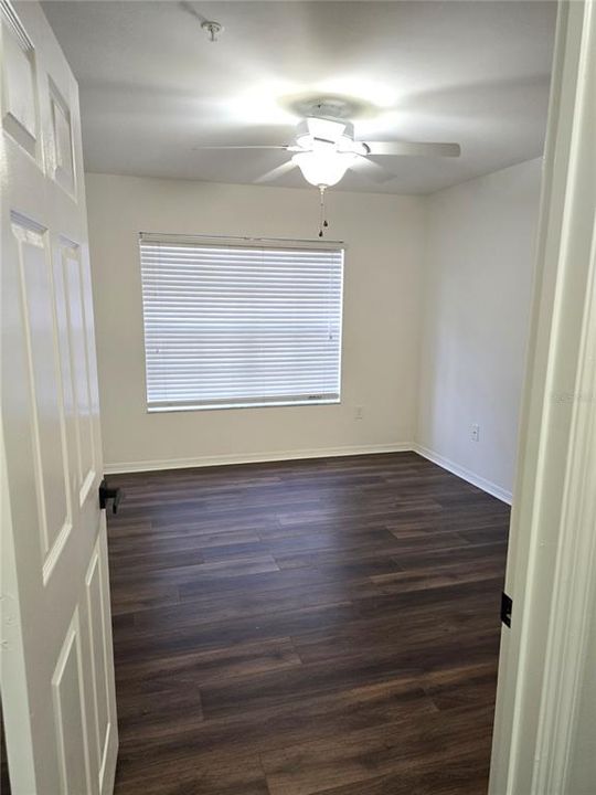 待售: $210,000 (2 贝兹, 1 浴室, 871 平方英尺)