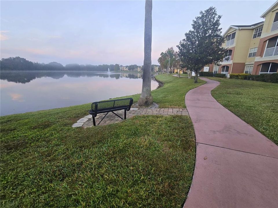 待售: $210,000 (2 贝兹, 1 浴室, 871 平方英尺)