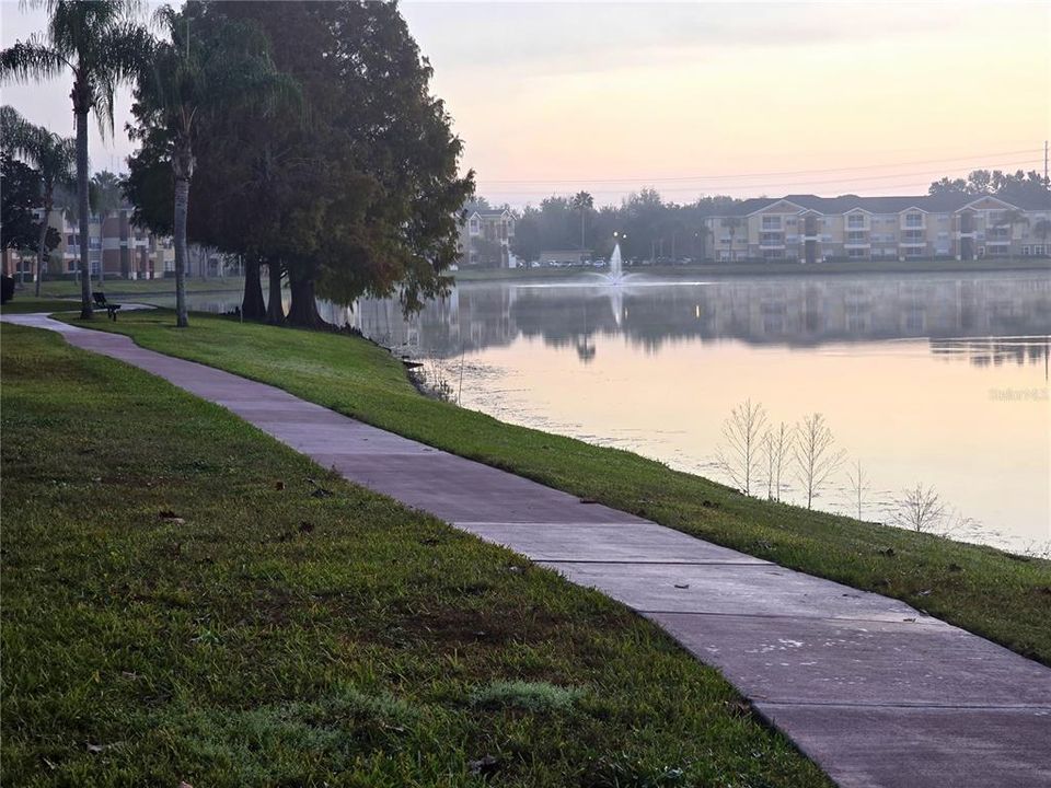 待售: $210,000 (2 贝兹, 1 浴室, 871 平方英尺)