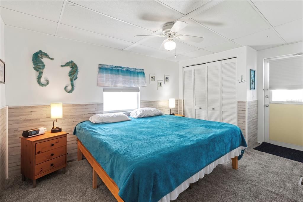 For Sale: $224,900 (2 beds, 2 baths, 795 Square Feet)