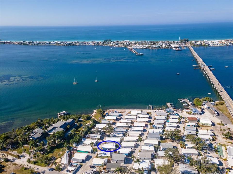 For Sale: $224,900 (2 beds, 2 baths, 795 Square Feet)