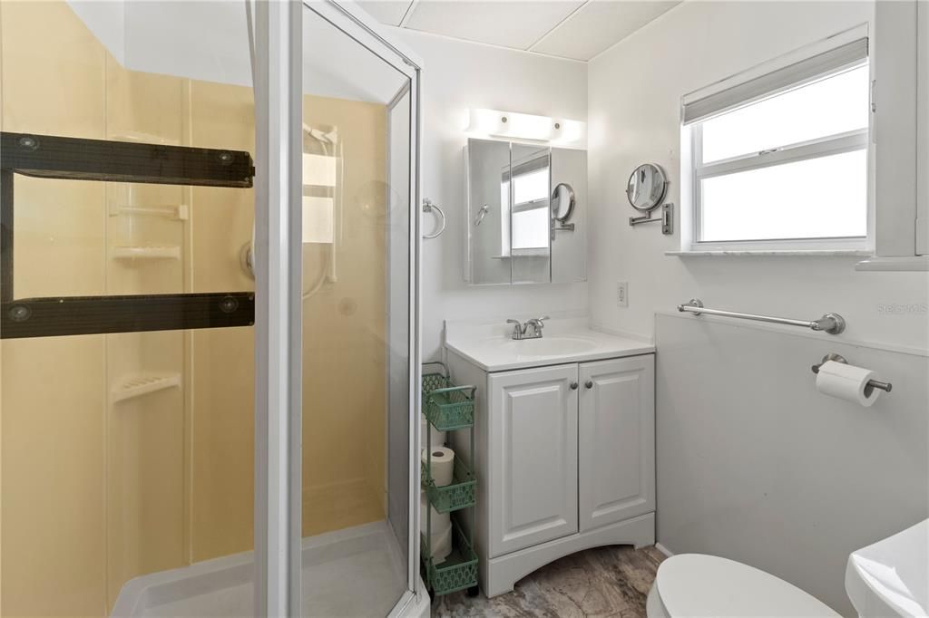 For Sale: $224,900 (2 beds, 2 baths, 795 Square Feet)