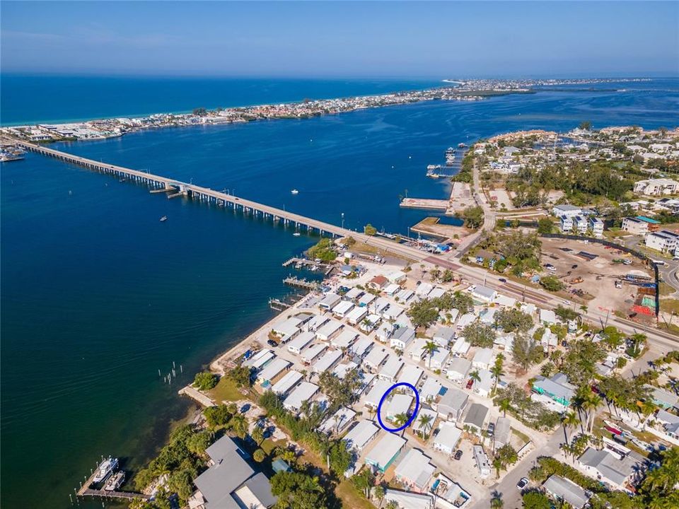 For Sale: $224,900 (2 beds, 2 baths, 795 Square Feet)