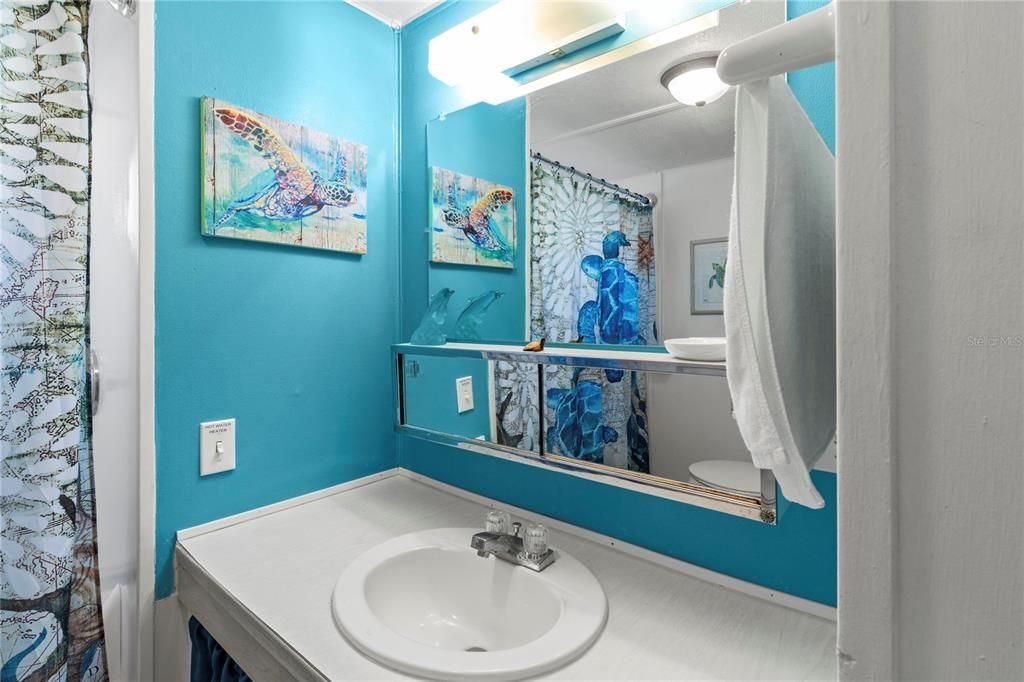 For Sale: $224,900 (2 beds, 2 baths, 795 Square Feet)