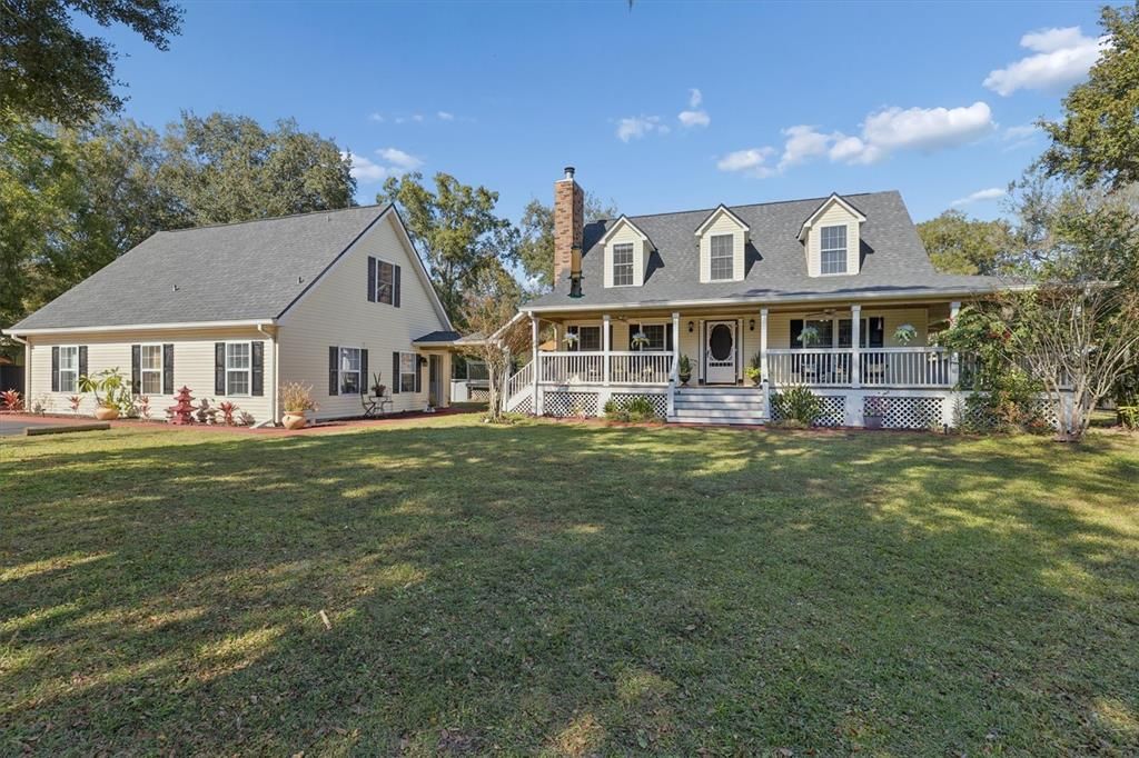 For Sale: $800,000 (4 beds, 3 baths, 2078 Square Feet)