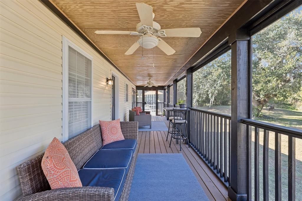 For Sale: $800,000 (4 beds, 3 baths, 2078 Square Feet)