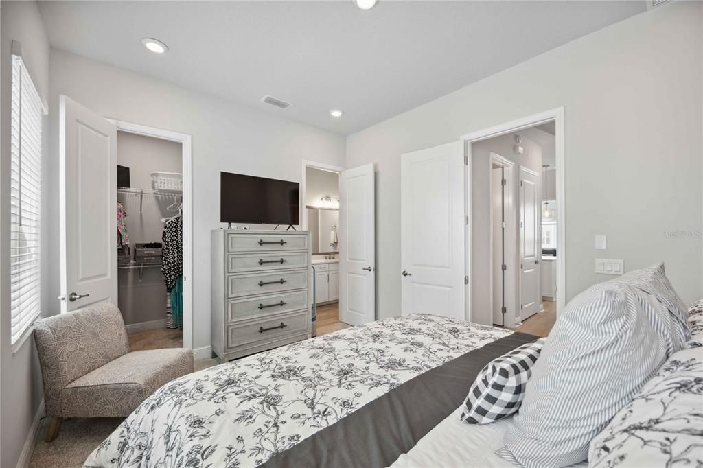 待售: $735,000 (3 贝兹, 3 浴室, 1757 平方英尺)