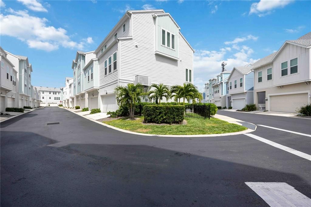 待售: $735,000 (3 贝兹, 3 浴室, 1757 平方英尺)