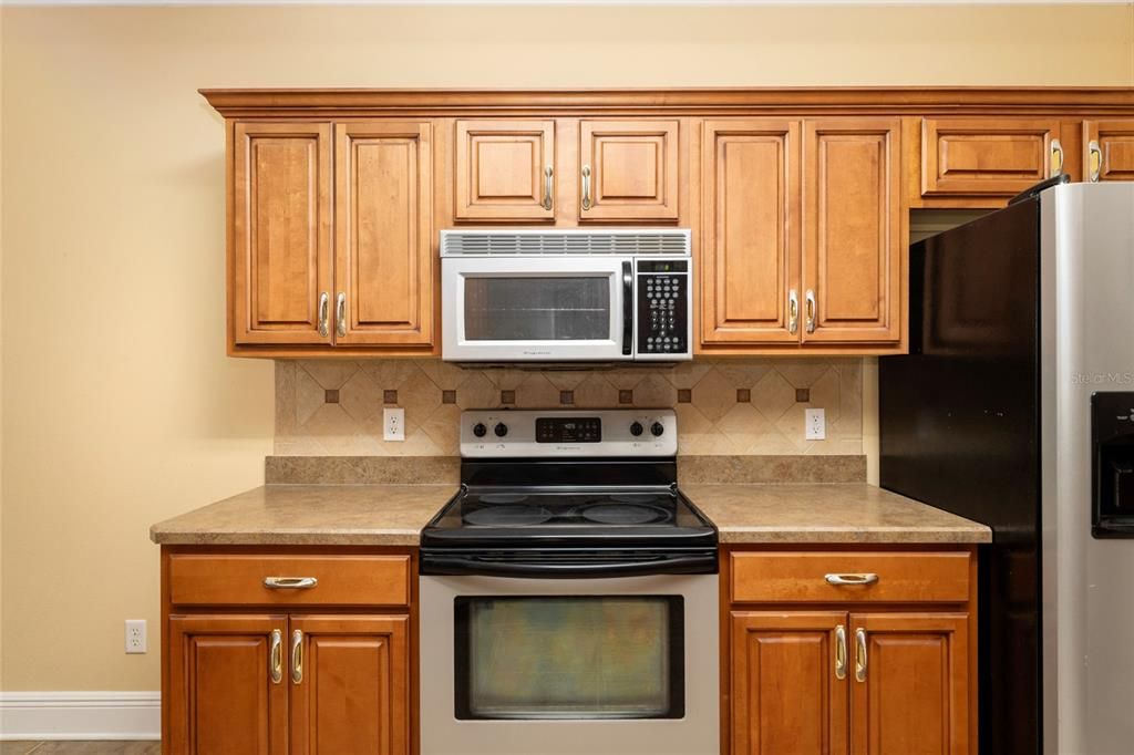 待售: $305,000 (3 贝兹, 2 浴室, 1524 平方英尺)